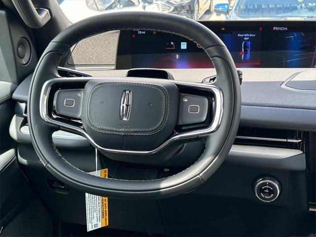 new 2025 Lincoln Navigator car, priced at $106,500