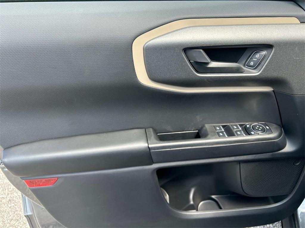 new 2025 Ford Bronco Sport car, priced at $32,000