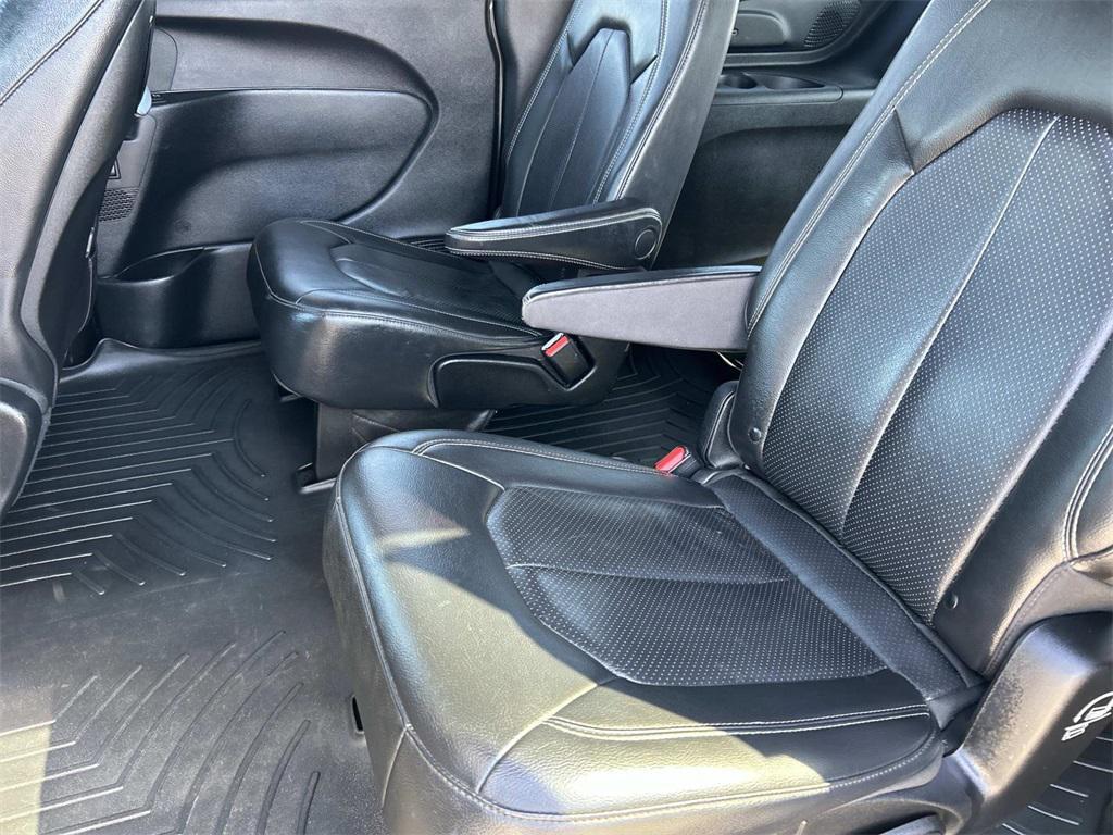 used 2019 Chrysler Pacifica car, priced at $17,981