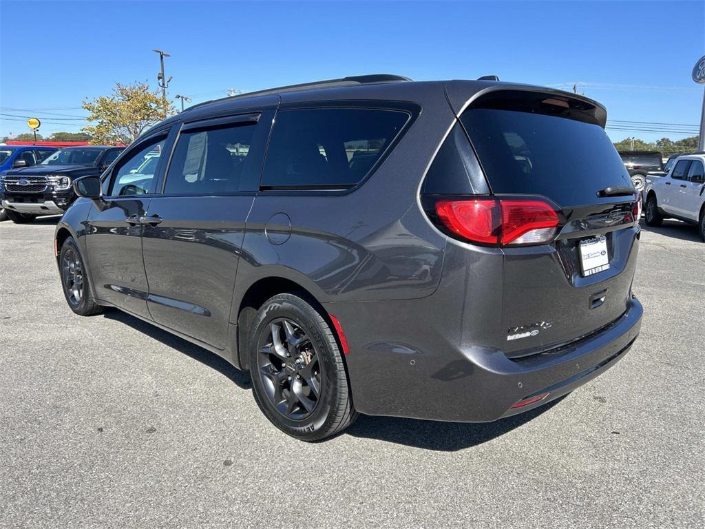 used 2019 Chrysler Pacifica car, priced at $17,981