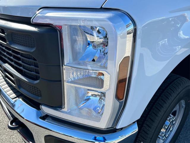 new 2025 Ford F-350 car, priced at $69,265