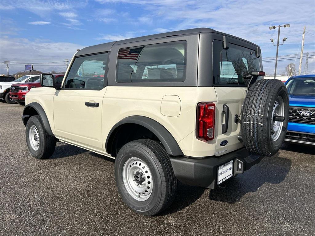 new 2025 Ford Bronco car, priced at $44,000