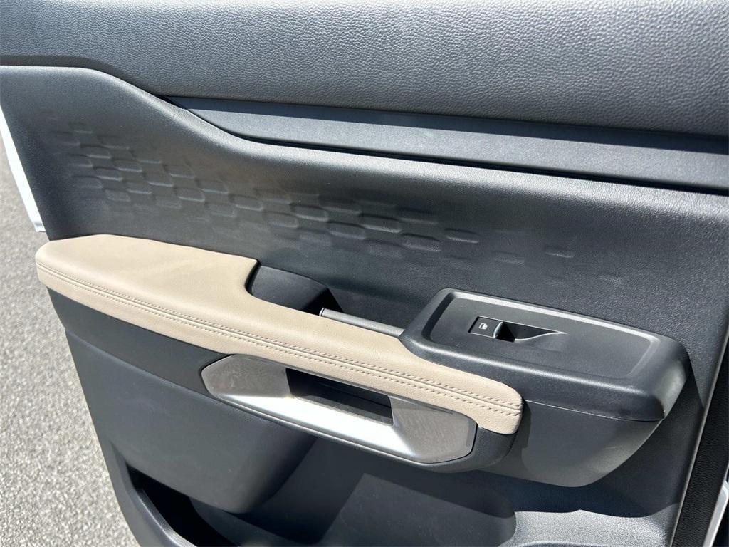 new 2025 Ford Ranger car, priced at $41,700