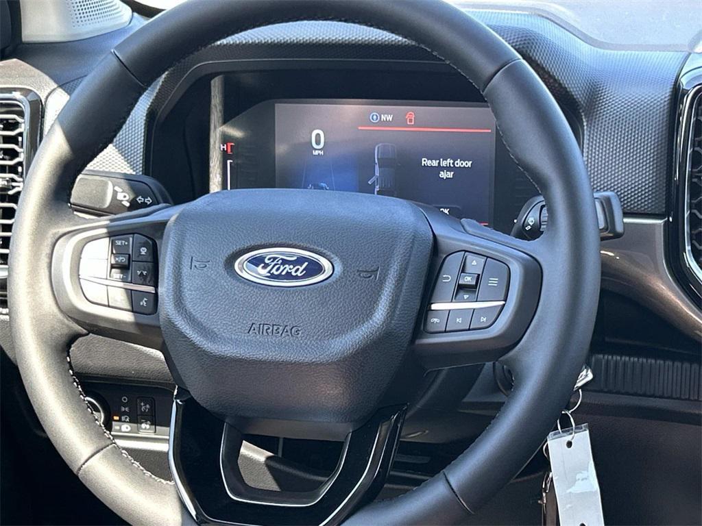 new 2025 Ford Ranger car, priced at $41,700