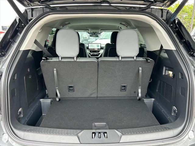 new 2025 Ford Explorer car, priced at $47,700