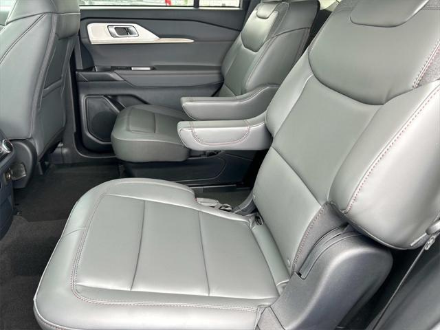 new 2025 Ford Explorer car, priced at $47,700