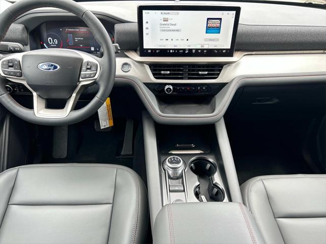 new 2025 Ford Explorer car, priced at $47,700