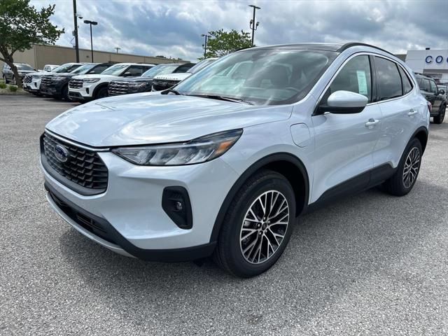 new 2025 Ford Escape PHEV car, priced at $37,984