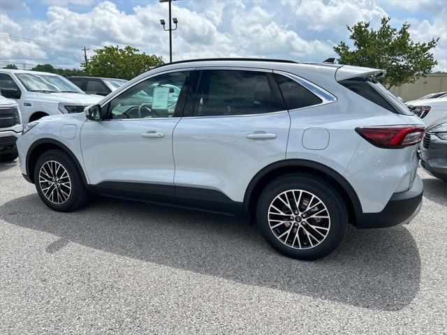 new 2025 Ford Escape PHEV car, priced at $37,984
