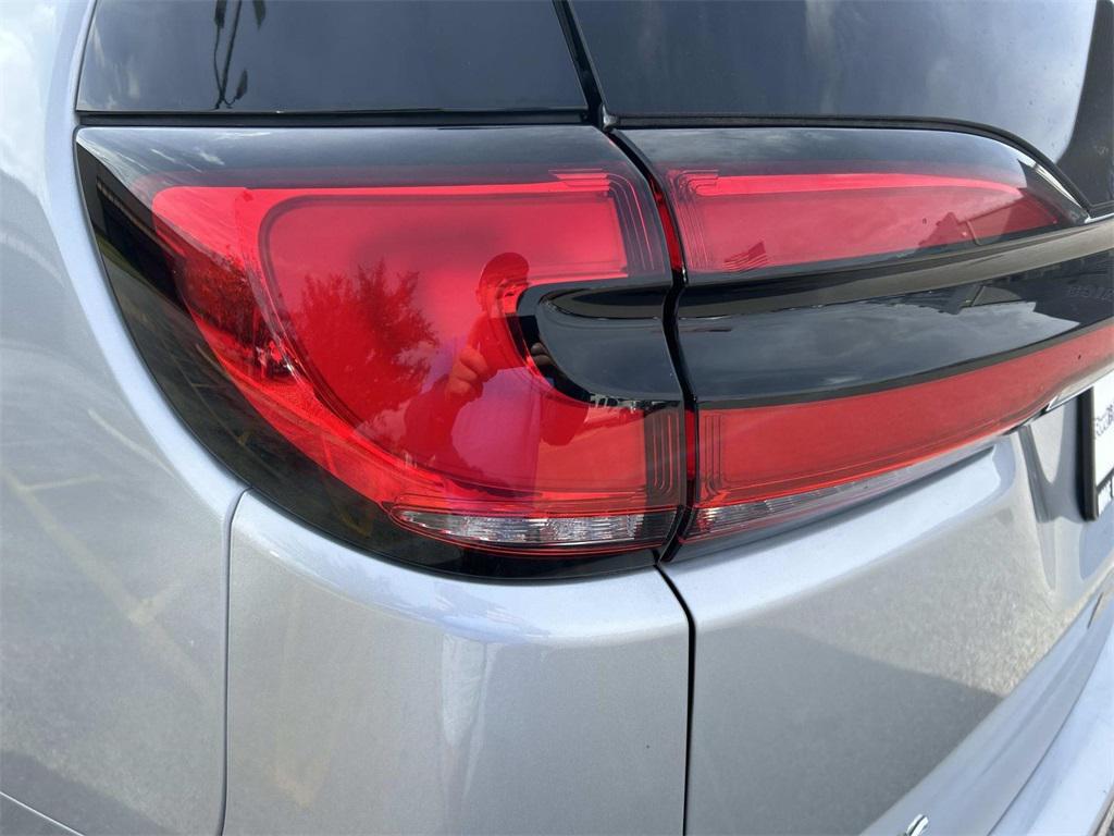 used 2024 Chrysler Pacifica car, priced at $33,481