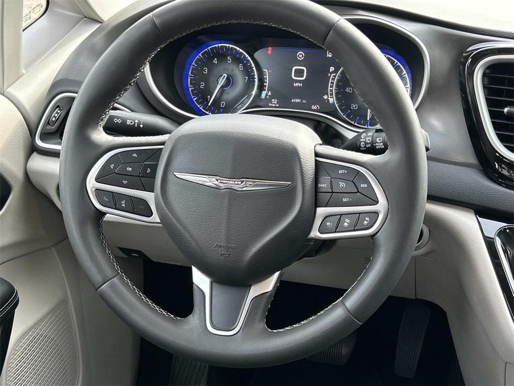 used 2024 Chrysler Pacifica car, priced at $33,481