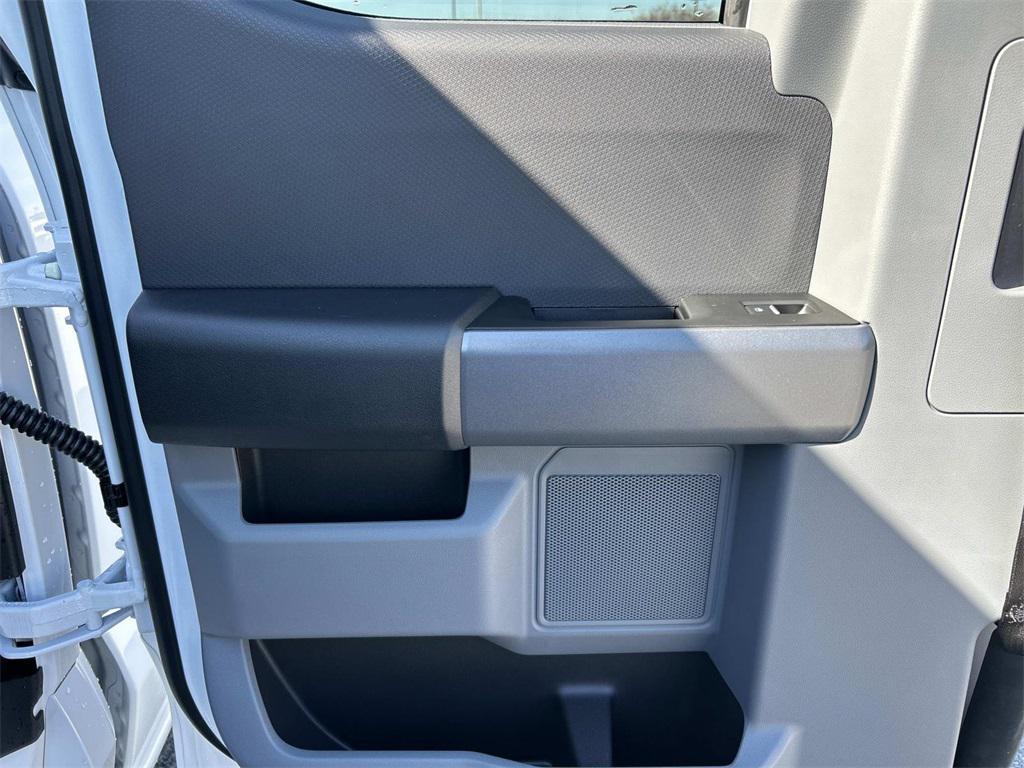 new 2025 Ford F-150 car, priced at $52,500