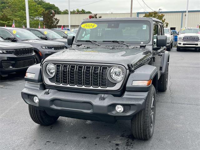 new 2024 Jeep Wrangler car, priced at $46,622