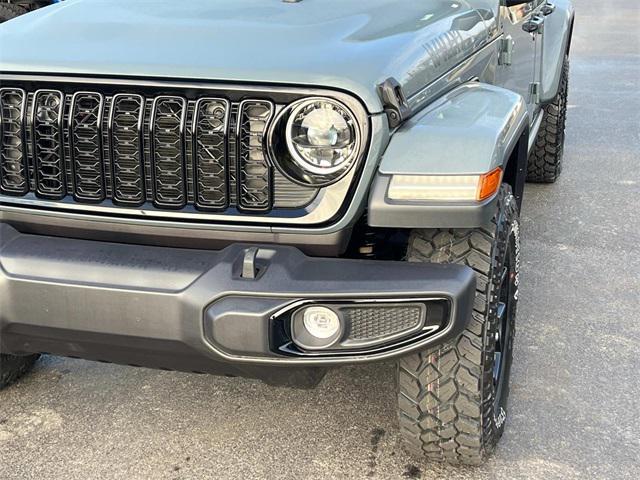 new 2025 Jeep Gladiator car, priced at $49,723