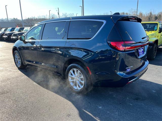 new 2025 Chrysler Pacifica car, priced at $47,340