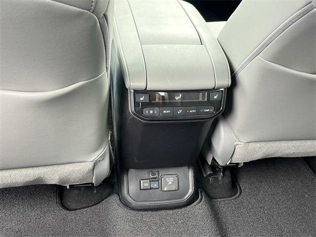 used 2022 Toyota Highlander Hybrid car, priced at $49,842