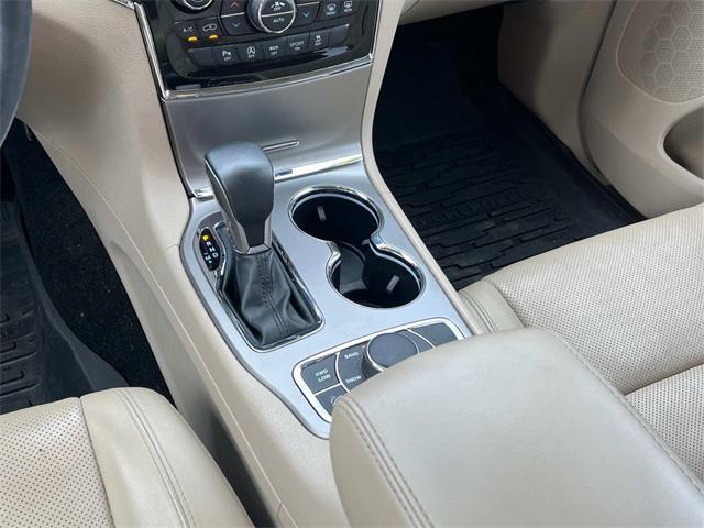 used 2021 Jeep Grand Cherokee car, priced at $27,493