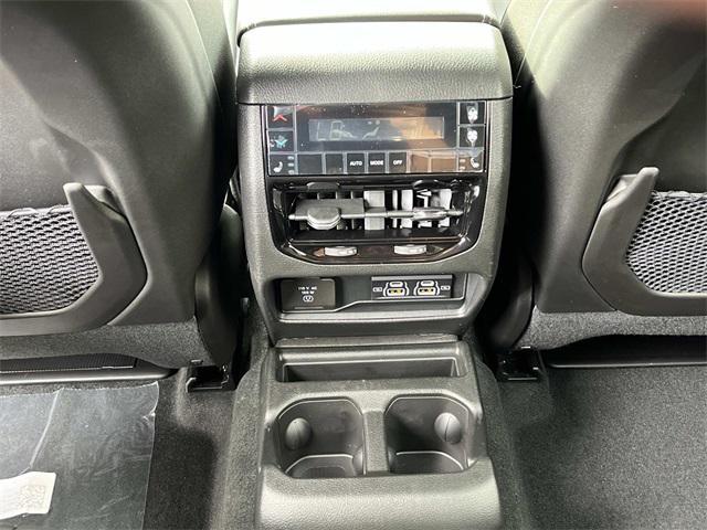 new 2025 Jeep Grand Cherokee L car, priced at $55,035
