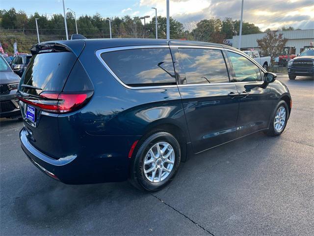 new 2025 Chrysler Pacifica car, priced at $43,140