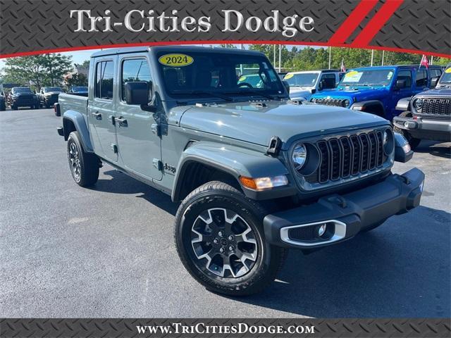 new 2024 Jeep Gladiator car, priced at $48,947