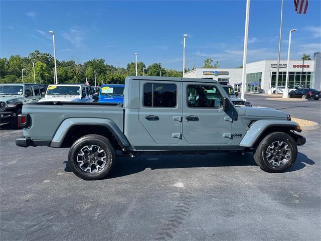 new 2024 Jeep Gladiator car, priced at $48,947