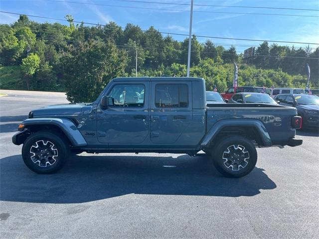 new 2024 Jeep Gladiator car, priced at $48,947