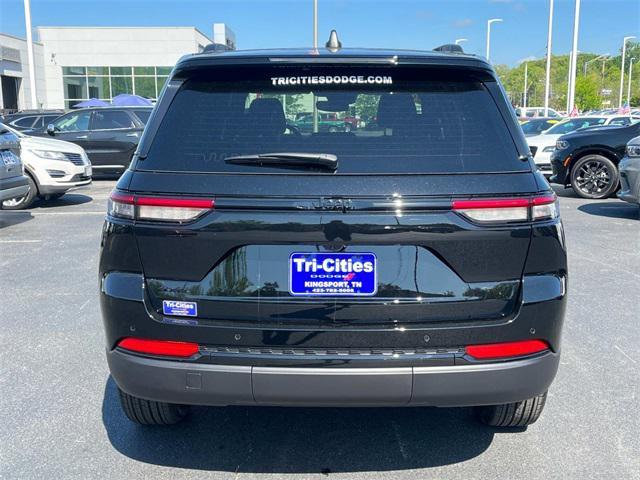 new 2024 Jeep Grand Cherokee car, priced at $45,504