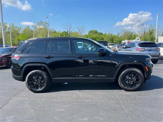 new 2024 Jeep Grand Cherokee car, priced at $45,504