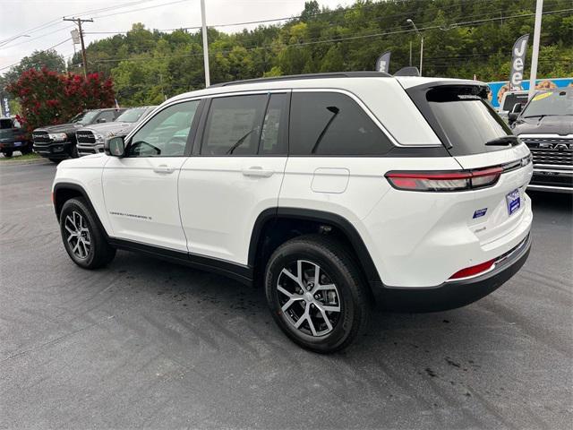 new 2024 Jeep Grand Cherokee car, priced at $48,954