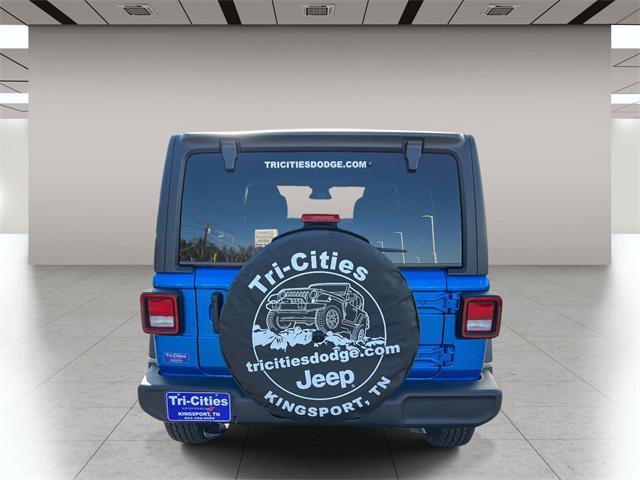 new 2025 Jeep Wrangler car, priced at $46,070