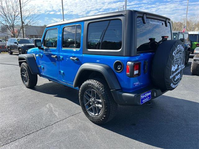 new 2025 Jeep Wrangler car, priced at $44,070