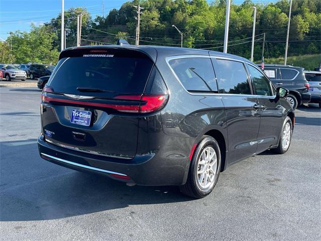 used 2024 Chrysler Pacifica car, priced at $28,163