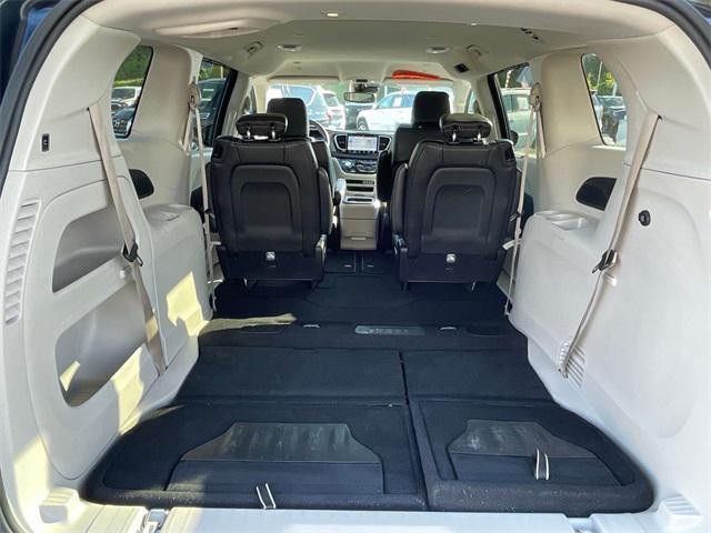 used 2024 Chrysler Pacifica car, priced at $28,163