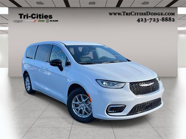 new 2026 Chrysler Pacifica car, priced at $45,455