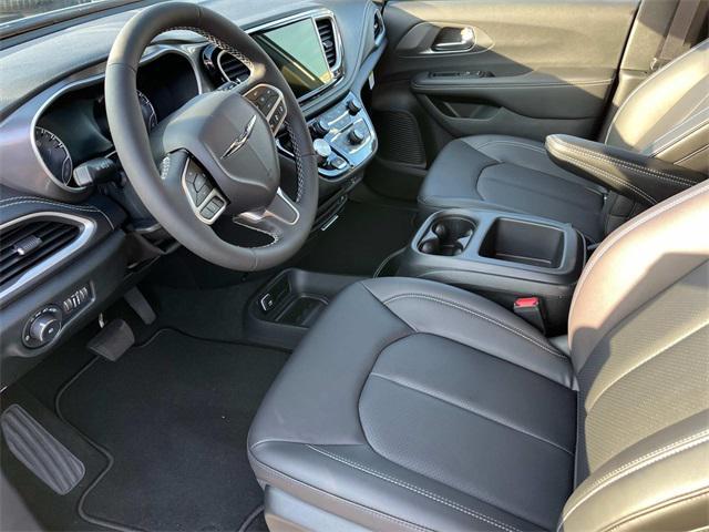 new 2026 Chrysler Pacifica car, priced at $45,455