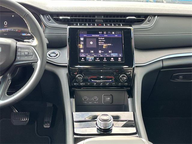 new 2025 Jeep Grand Cherokee L car, priced at $42,837