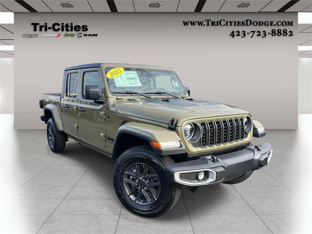 new 2025 Jeep Gladiator car, priced at $48,547