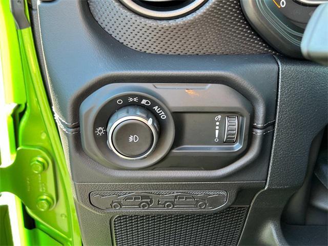 new 2025 Jeep Wrangler car, priced at $58,685