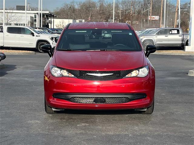 new 2025 Chrysler Voyager car, priced at $40,921