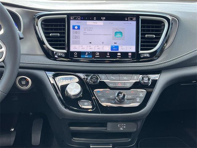 new 2026 Chrysler Pacifica car, priced at $45,155