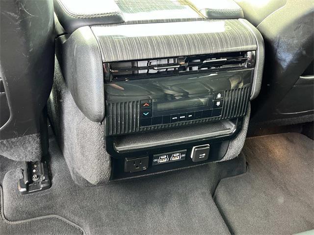 used 2022 Jeep Wagoneer car, priced at $40,573
