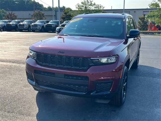 new 2024 Jeep Grand Cherokee L car, priced at $45,568