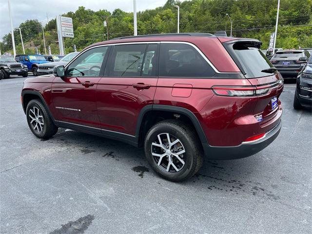 new 2024 Jeep Grand Cherokee car, priced at $49,990