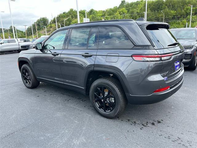 new 2024 Jeep Grand Cherokee car, priced at $45,504