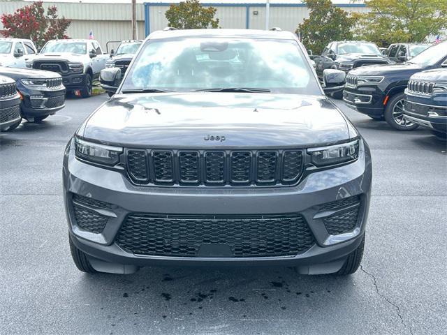 new 2024 Jeep Grand Cherokee car, priced at $45,504