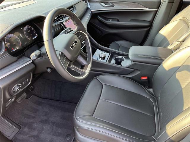 new 2025 Jeep Grand Cherokee car, priced at $52,765