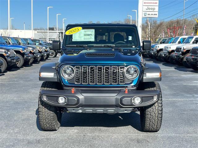 new 2025 Jeep Gladiator car, priced at $55,874