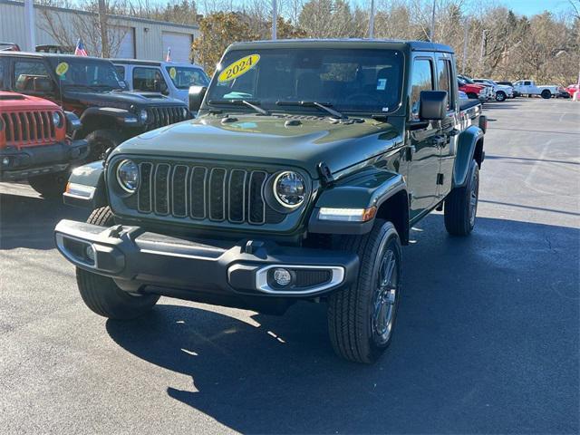 new 2024 Jeep Gladiator car, priced at $49,839