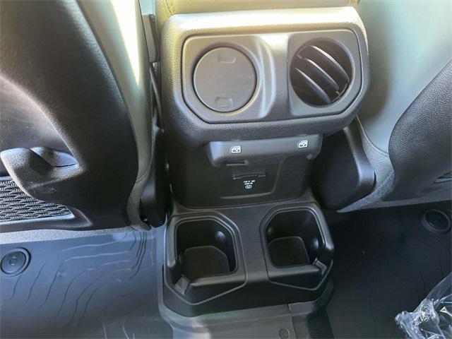 new 2025 Jeep Gladiator car, priced at $61,190