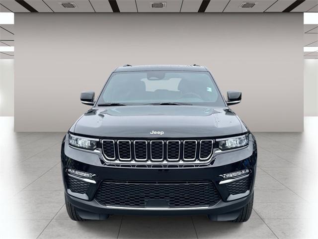 new 2025 Jeep Grand Cherokee car, priced at $48,747
